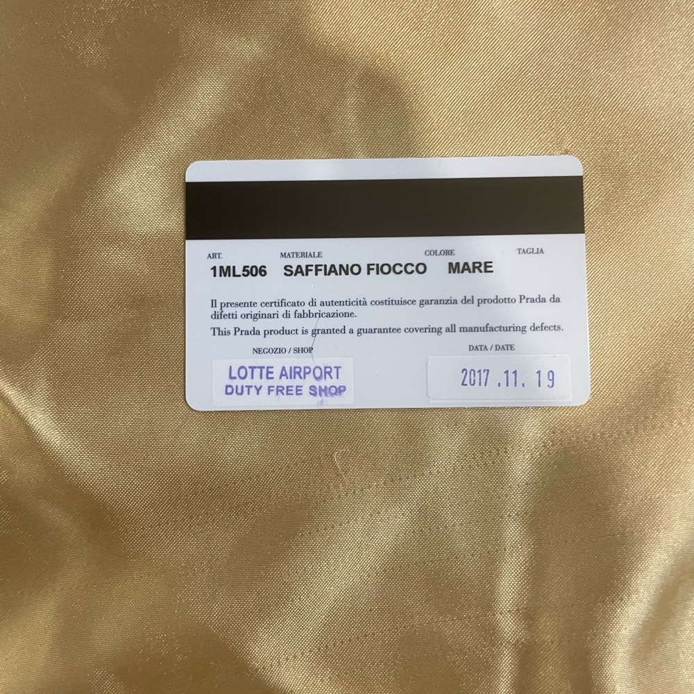 Prada Blue Continental Wallet with Bow Detail Great Condition w/Card - Picture 5 of 5